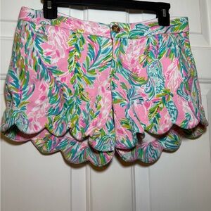 Lilly Pulitzer Buttercup Scalloped Knit Shorts Sz 2 Vibrant Colors Hot Pants